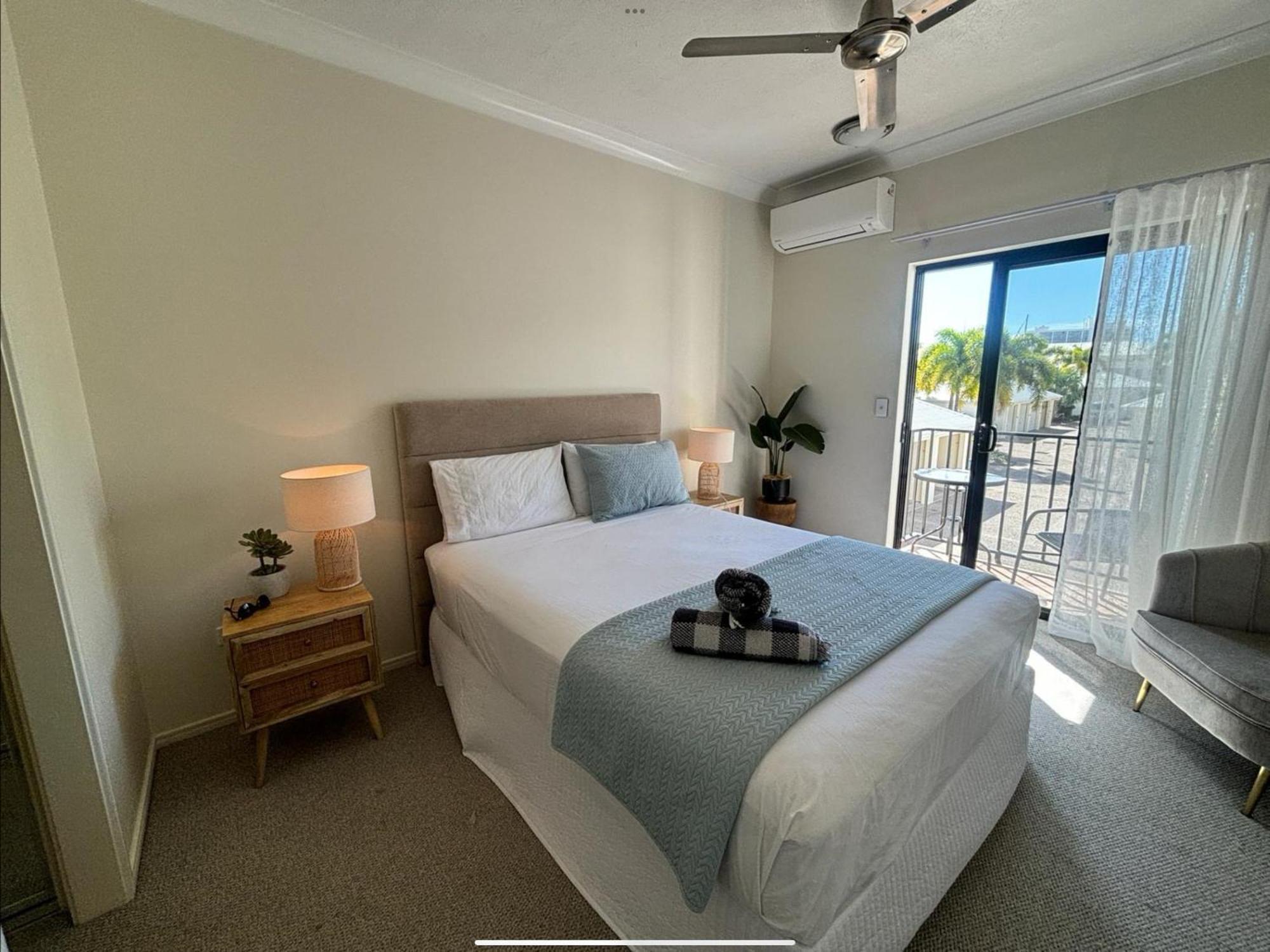 Breakwater 40